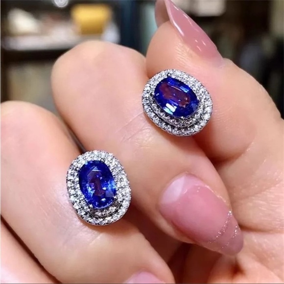 New 925 Silver Oval Cut Blue Sapphire Earrings - Picture 4 of 6